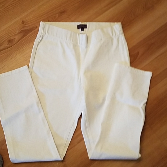 White jeans - Picture 2 of 5